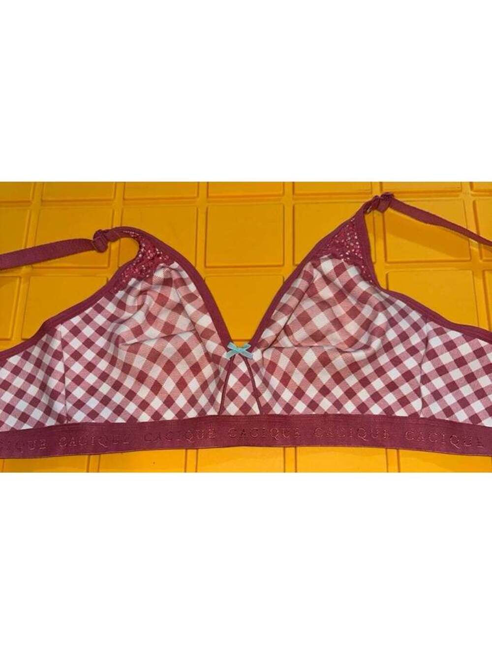 Cacique cotton unlined no wire bra size 44 C